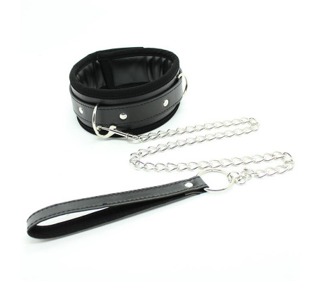 Collar con Correa de Metal e Interior Acolchado Negro