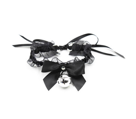 Collar con Lazo, Cascabel y Encaje