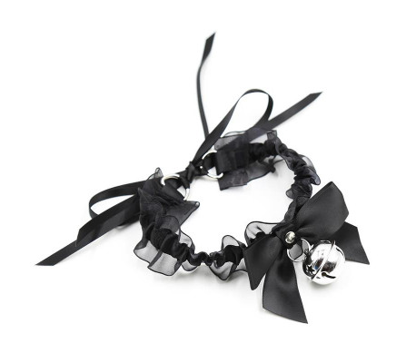 Collar con Lazo, Cascabel y Encaje