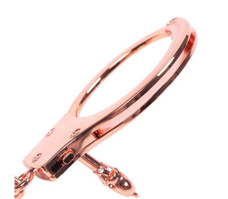 Esposas Oro Rosa con Llaves de Calavera