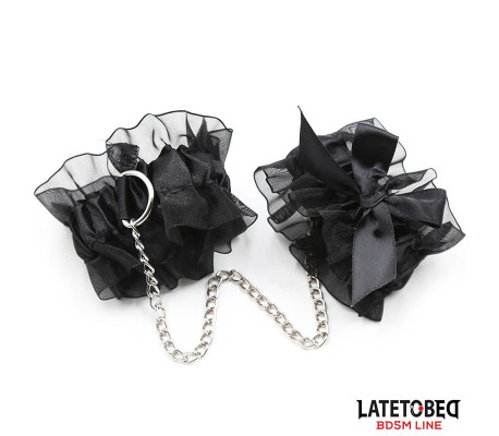 Set de 3 Piezas de Bondage Antifaz, Esposas y Pezoneras