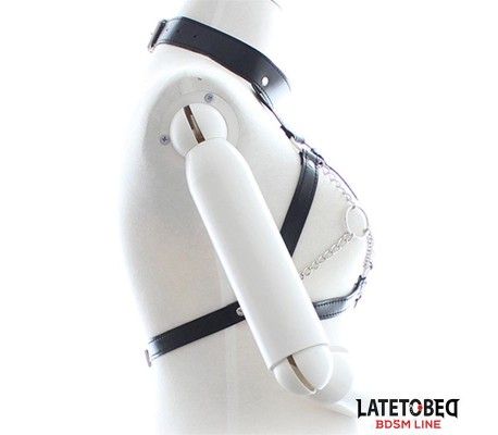 Arnés Bondage con Copas Abiertas y Cadenas