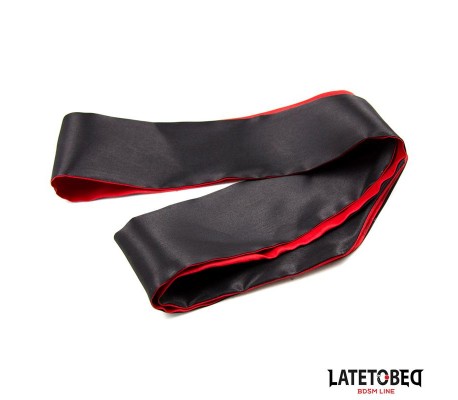 Antifaz de Satén Rojo y Negro