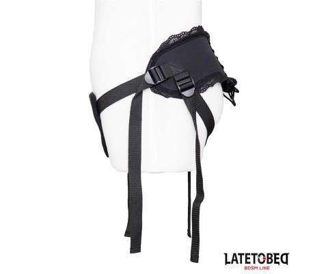 Arnés Strap On Encaje con Anillo Silicona Ajustable