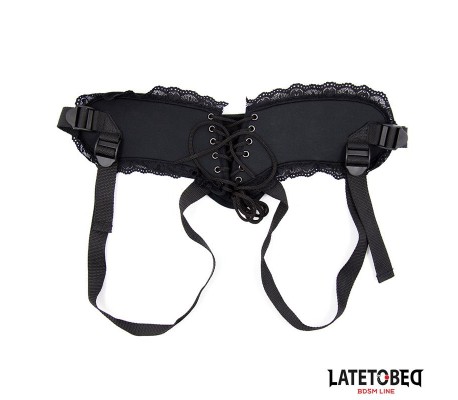 Arnés Strap On Encaje con Anillo Silicona Ajustable
