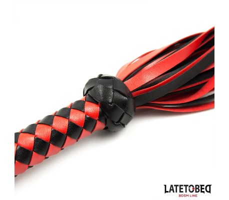 Flogger Rojo y Negro  50cm