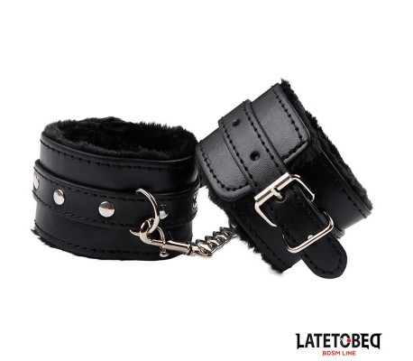 Esposas con Pelo Negro