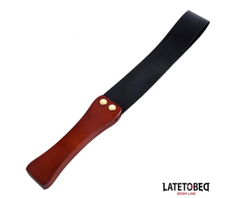 Pala con Mango de Madera 47 cm