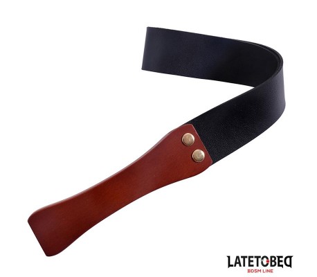 Pala con Mango de Madera 47 cm