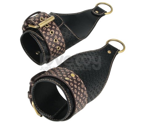 Restricciones para la Cama Rebellion Reign